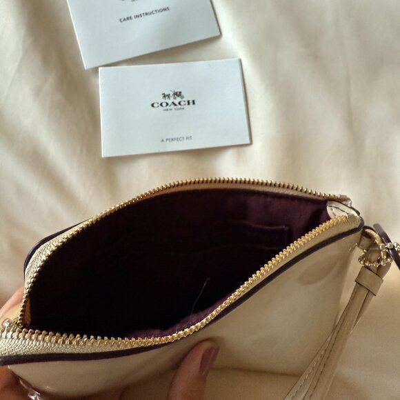 Coach Patent Leather Small Wristlet Wallet Beechwood Champagne Ivory - Picture 6 of 8